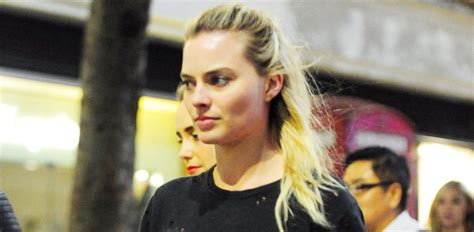 Margot Robbie Hangs With Amber Heard After Her Divorce Settlement