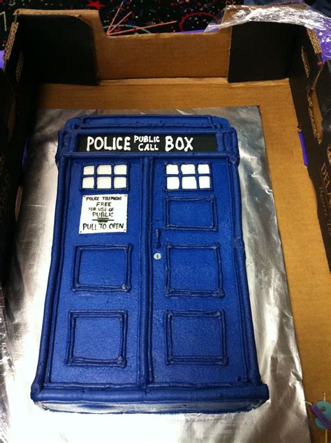 Doctor Who Tardis Cake Totally Want This For My Birthday Someday