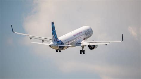 A321neo Xlr Kleinster Airbus Langstreckenjet Hebt Erstmals Ab