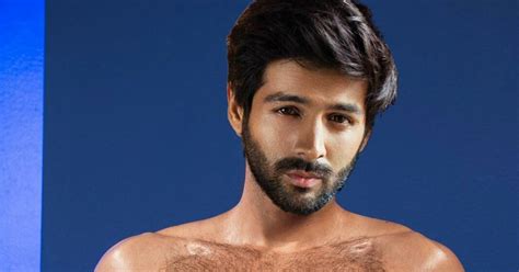 Nude Indian Male Celebrities Post Kartik Aaryan Part