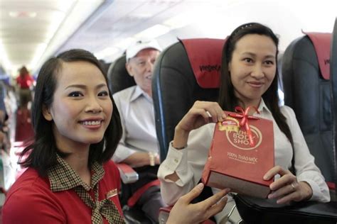 Maybe you would like to learn more about one of these? 【Vietnam】VietJet Air cabin crew / ベトジェットエア 客室乗務員【ベトナム ...