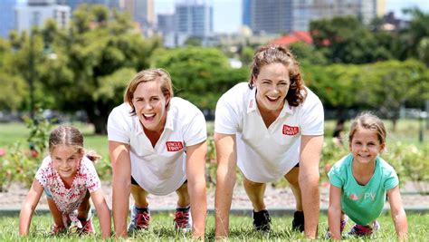 Cate campbell family, childhood, life achievements, facts, wiki and bio of 2017. Cate and Bronte Campbell behind Uncle Toby's Join the ...
