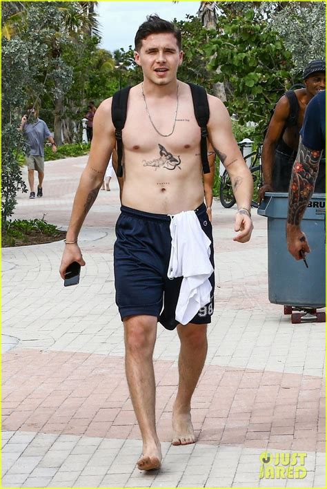 Brooklyn Beckham Hits The Beach In Miami Shirtless Photo Photo Gallery Just