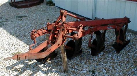 Allis Chalmers 4 Bottom Snap Coupler Plow For Sale