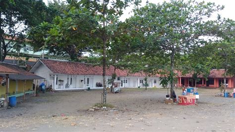 Dan terpilihlah pelabuhan ratu sebagai destinasi kita, karena selain tempatnya paling deket dari bogor, gw juga udah apal lah jalan ke sana mah. Menikmati Keindahan Pantai Karang Hawu Pelabuhan Ratu ~ Perlu Piknik