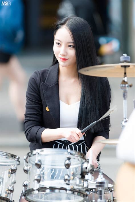 bebop ayeon baek a yeon hyun kyung school girl outfit girl outfits girl drummer lane kim
