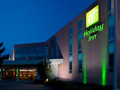 Best price guarantee & the world's largest hotel loyalty program Holiday Inn Budapest - Budaörs IHG Hotel