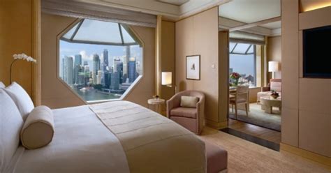 Best ritz carlton credit card offer. The Ritz-Carlton, Millenia Singapore offers Time to Getaway rate that gets cheaper by the hour ...