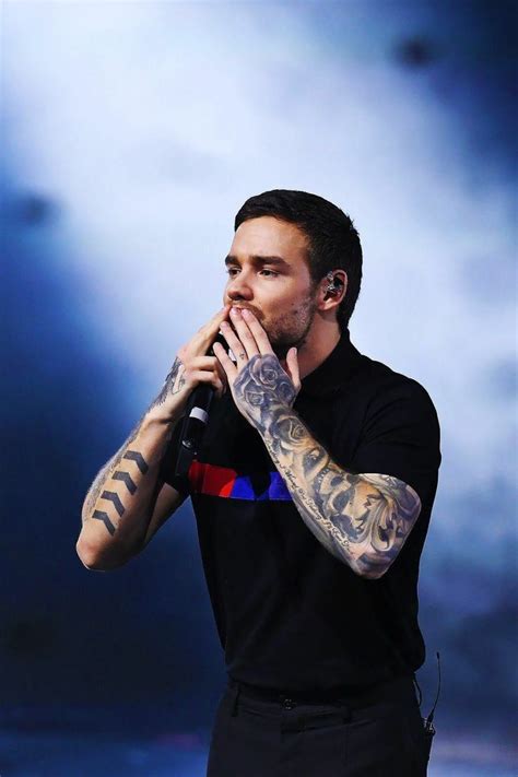 List of all liam payne tour dates, concerts, support acts, reviews and venue info. 𝑳𝒂𝒓𝒖 on Twitter in 2021 | Liam payne, One direction ...