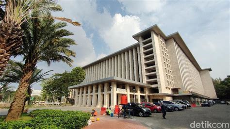 Dalam dunia medis, peranakan turun kerap diistilahkan dengan prolaps uteri, suatu keadaan dimana posisi rahim turun. Jumlah Hewan Kurban di Masjid Istiqlal Turun - Asaberita