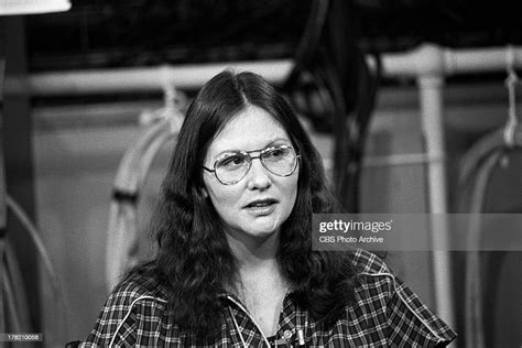 Linda Lovelace Being Interviewed On The Stanley Siegel Show Image News Photo Getty Images