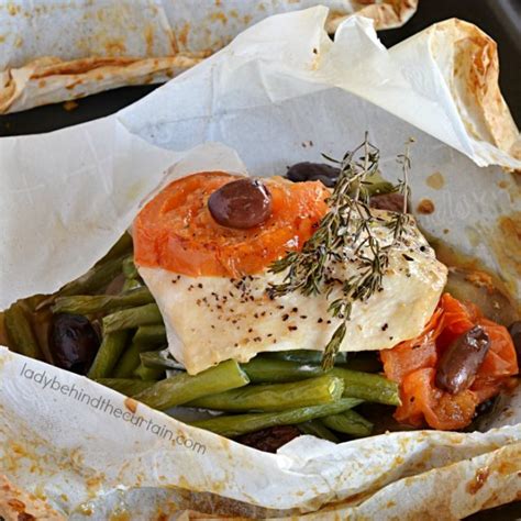 Seafood baked in parchment paper is both of those things. Baked Chicken in Parchment Paper