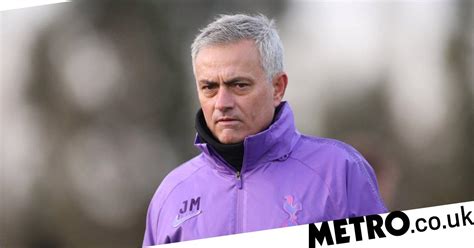 Am mittwochmorgen stellte tottenham hotspur in josé mourinho den neuen trainer und nachfolger von mauricio pochettino vor. Lille angry with Jose Mourinho for taking Joao Sacramento ...