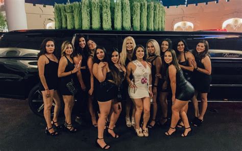 Planning The Perfect Bachelorette Vegas Girls Night Out Adventurpro