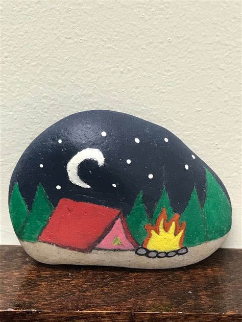 Camping In The Smokies Hand Painted Rock In 2020 Hand Painted Rocks