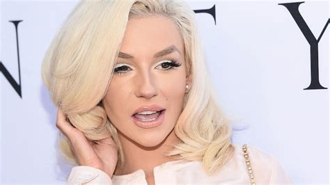 Courtney Stodden Is Living Her Best Life In A Duct Tape Bikini Hot Sex Picture