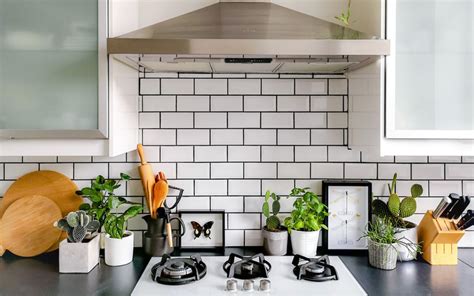 These are the top kitchen backsplash tile trends for 2021. Beautiful Kitchen Backsplash Ideas and Trends | Zameen Blogs