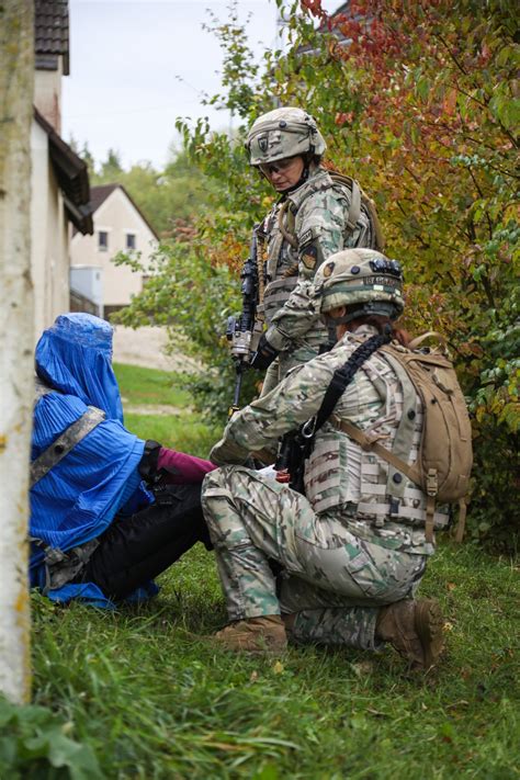 Dvids Images Georgian Soldiers Provide Medical Aid Image 3 Of 9