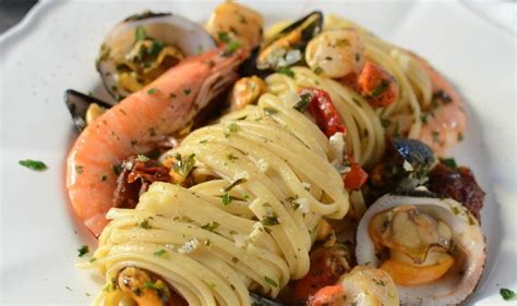 Spaghetti Aux Fruits De Mer Italienne Pates Spaghettis Aux Fruits De