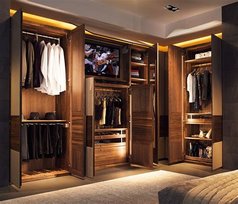 Built in wardrobe. I like this better than closets. | Ideas for the