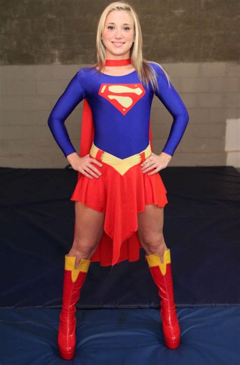 Super Ivy Pose 2 Poses Supergirl American Comics
