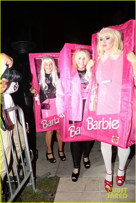 Rebel Wilson And Ramona Agruma Are Barbie Girls For Halloween 2022 Photo 4846977 Pictures