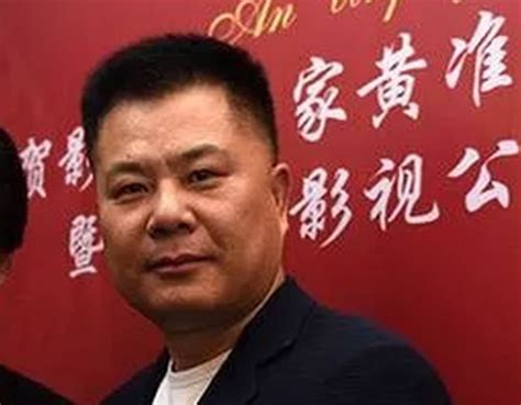 校長的話 願景及使命 歷史背景 策略發展計劃 大學管治及組織 大學要員 榮譽博士及院士 資料及統計數字便覽 刋物. 《葉問3》金主施建祥欠租585萬 官正式頒令破產 -- 星島日報