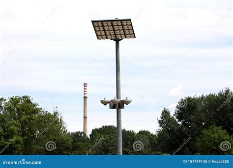 Led Modern Street Light Reflectors Pointed Towards Large Reflective