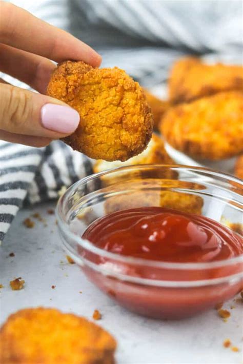 And all of this is ready in less than 30 minutes! Crispy Air Fryer Frozen Chicken Nuggets - Colleen ...