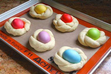 This recipe is subtly sweet and perfect with a hot cup of coffee or espresso on easter morning. Individual Italian Easter Bread Rings...Easy Step by Step ...