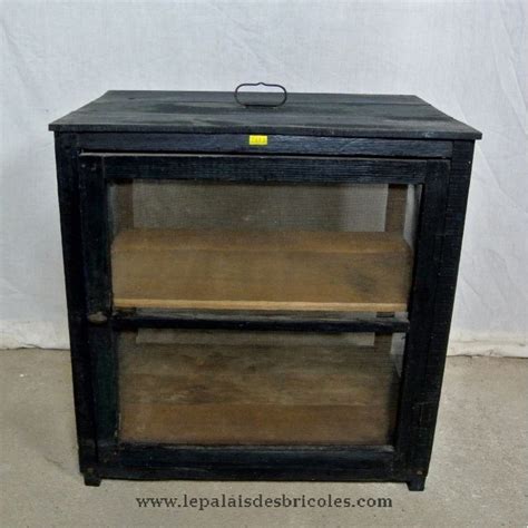 Grillage fin pour garde manger. Joli garde-manger ancien en bois et grillage fin - Le ...