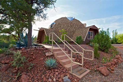 The 10 Most Quirky Places You Can Stay Overnight In Arizona Sedona