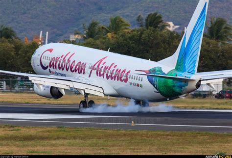 9y Kin Caribbean Airlines Boeing 737 800 At Sint Maarten Princess