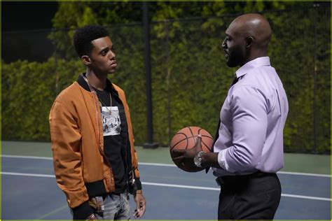 Fresh Prince Reboot Bel Air Gets Debut Trailer With A Dramatic Spin