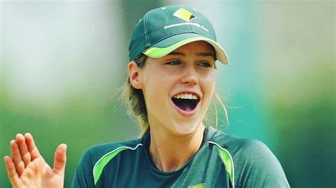 Most Beautiful Women Cricketer In The World The Sportsgrail