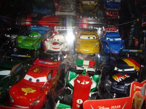 Disney Pixar Fanatics Disney Store Exlclusive Cars 2 Deluxe Pvc Sets