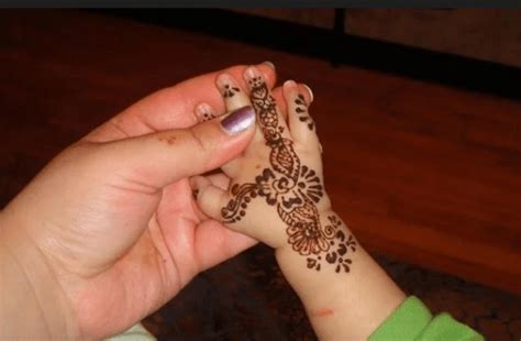 30 Latest Mehndi Designs For Kids And Baby 2018 2019