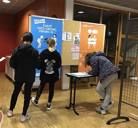 expo Égalité filles garçons parlons en collège jean macé portes lès valence drôme