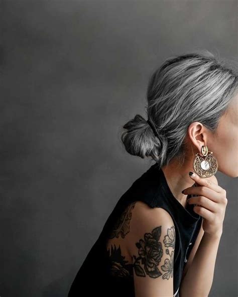 Top Gray Hair Ideas For You To Explore Update Grey Hair Inspiration Natural Gray