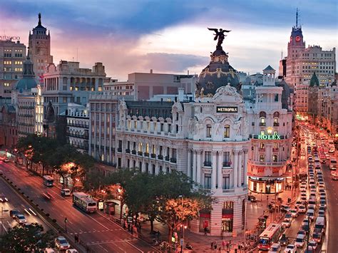 Madrid Booming With Life And Business Business Destinations Make