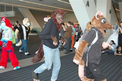 32 Hottest Fashion Trends Spotted At A Furry Convention Hottest