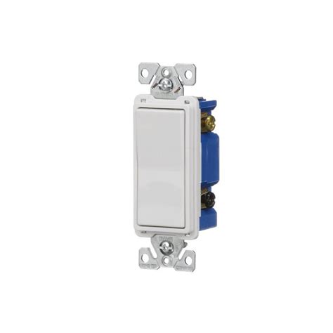 Eaton 15 Amp 4 Way Rocker Light Switch White In The Light Switches