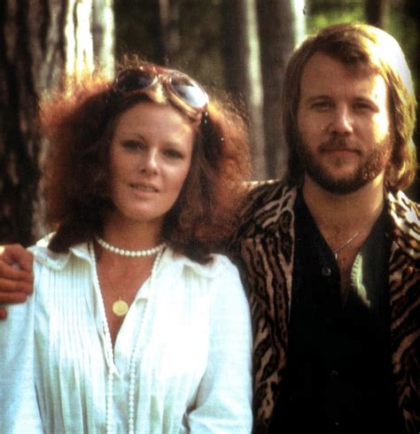 anni frid lyngstad and benny andersson abba 1975 frida abba musik