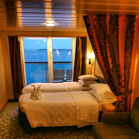 View traveler reviews and candid photos for the ocean view balcony of mariner of the seas cabin category 2d found on deck 8 and deck 8. Mariner Of The Seas Cruise - Double The Size, Double The ...