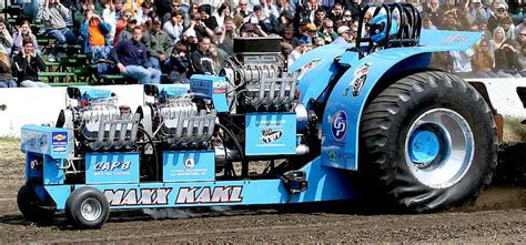 Bluebird Express Tractor Pulling Championship Mark Fewtrell Trophy