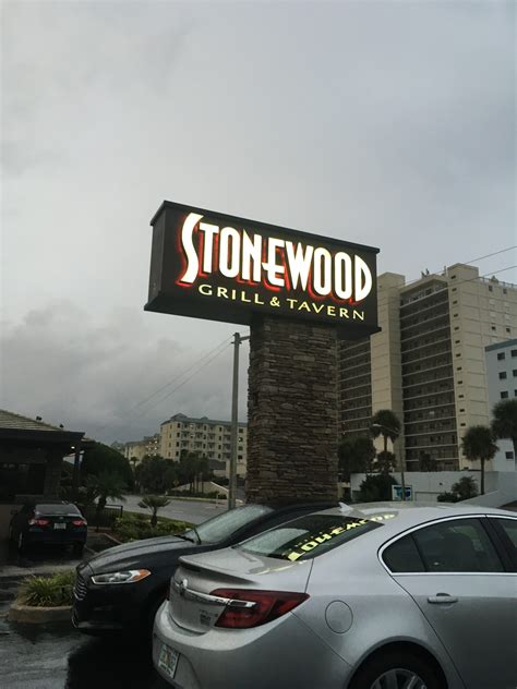 Stonewood Grill Ormond Beach Fl Gator Girl Out Of The Swamp