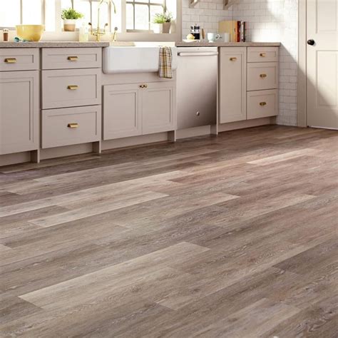 The floor has a realistic wood look and feel which really transformed this space by making the other kitchen updates appear more cohesive. Luxury Vinyl Plank Flooring Inspirations 23 - Hoommy.com