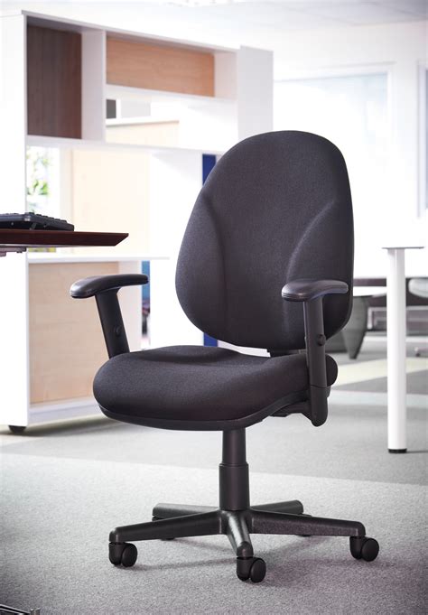 While it is true that lumbar support for office chairs has come a long way over the decades, delivering better support than the chairs of the past. Office Chair With Lumbar Support - Choice of Colours