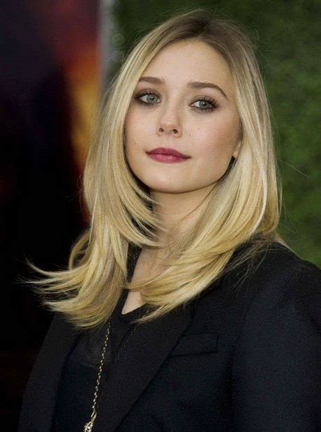 If you're ready for a fresh and fabulous new 'do, these long angled bob hairstyles will do the trick. Taglio scalato lungo 2016