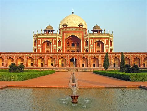 13 Iconic Monuments In India You Should Visit